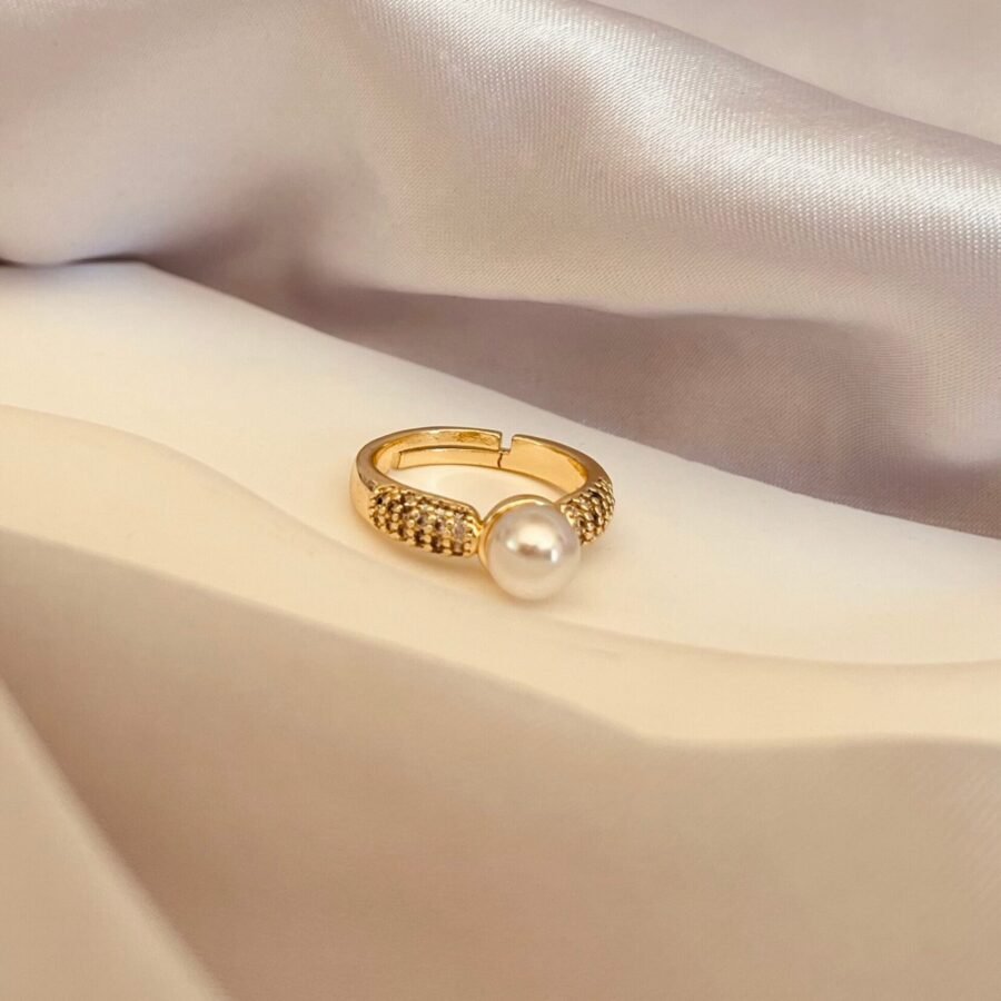 LIZ Ring - Single Pearl Ring - Image 4