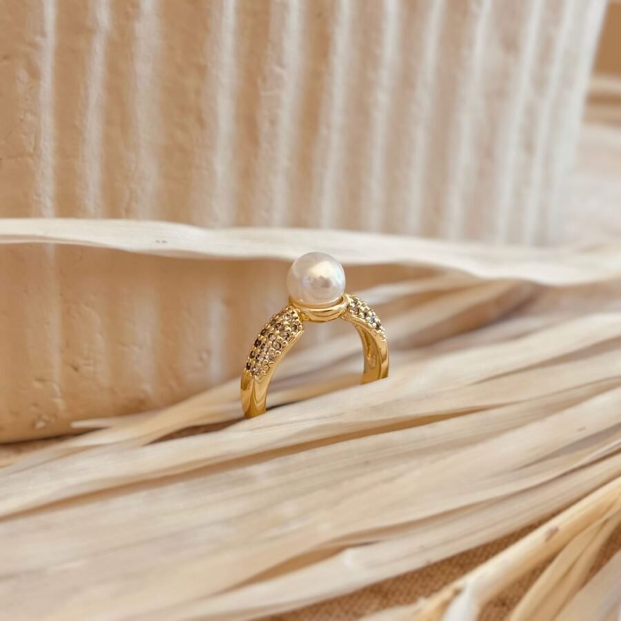 LIZ Ring - Single Pearl Ring