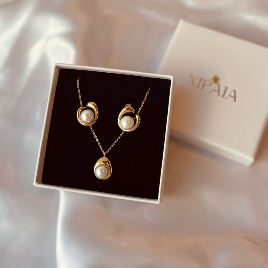 NIA Set - Modern Stud Earrings and Necklace Set - Image 2